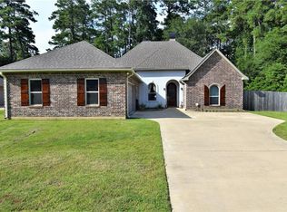 802 Brooks Ln, Pineville, LA 71360