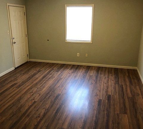 3rd image of 2824 Themis St APT 4