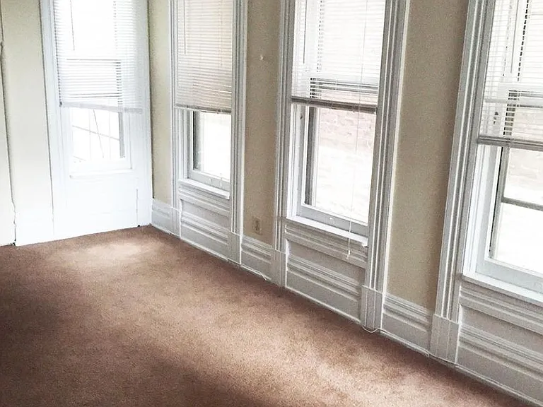 3212 Bishop St — Photo 2