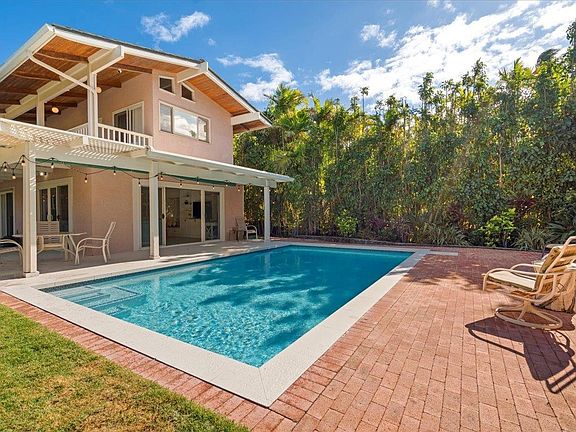 3rd image of 3142 Waiea Pl