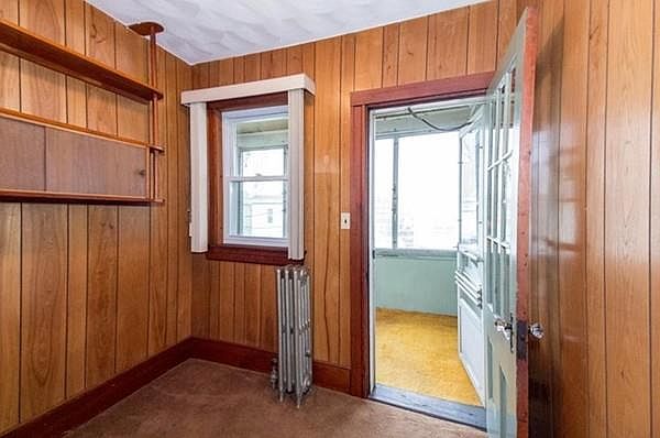 2nd image of 16 Furness St #2