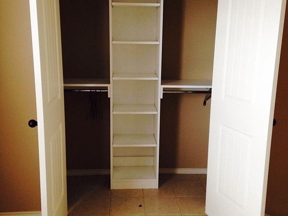 5th image of 503 E 3rd St APT 3
