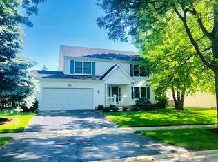 3156 Stratton Ln, Aurora, IL 60502