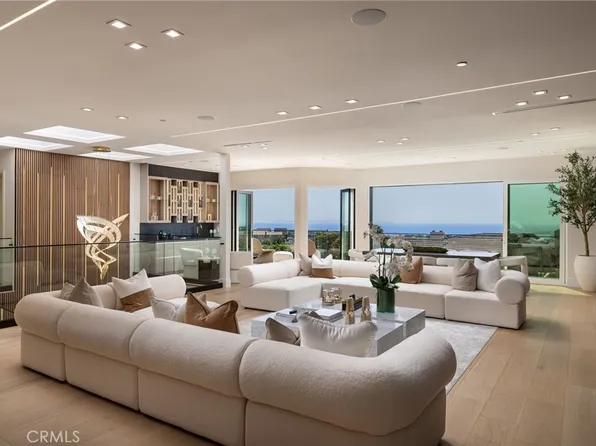 4 Narbonne, Newport Beach, CA 92660