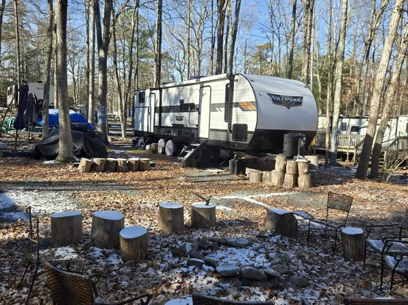 138 Dingman Dr Lot 748, Milford, PA 18337