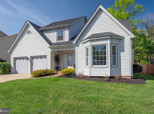 7112 Stanchion Ln, Burke, VA 22015