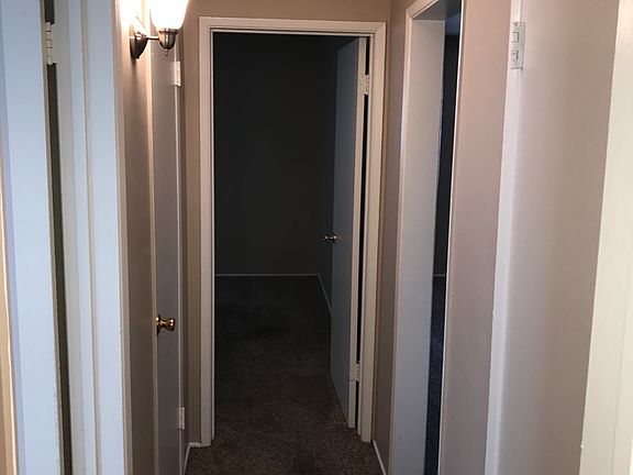 2nd image of 4331 Louisiana St