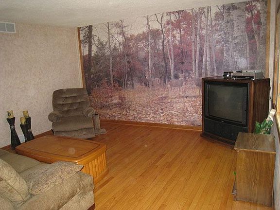 2nd image of 308 Oak Ave