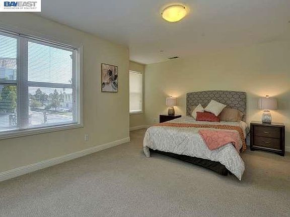 2nd image of 1421 N 1st St Unit 257