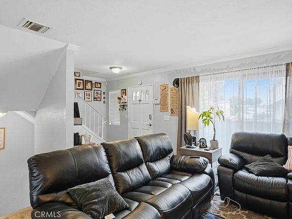 5th image of 3575 Whistler Ave