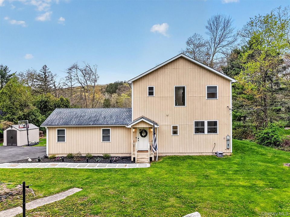 1st image of 21 Kent Lake Avenue