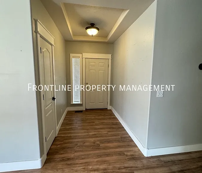 7548 N Dodgin Ave — Photo 8