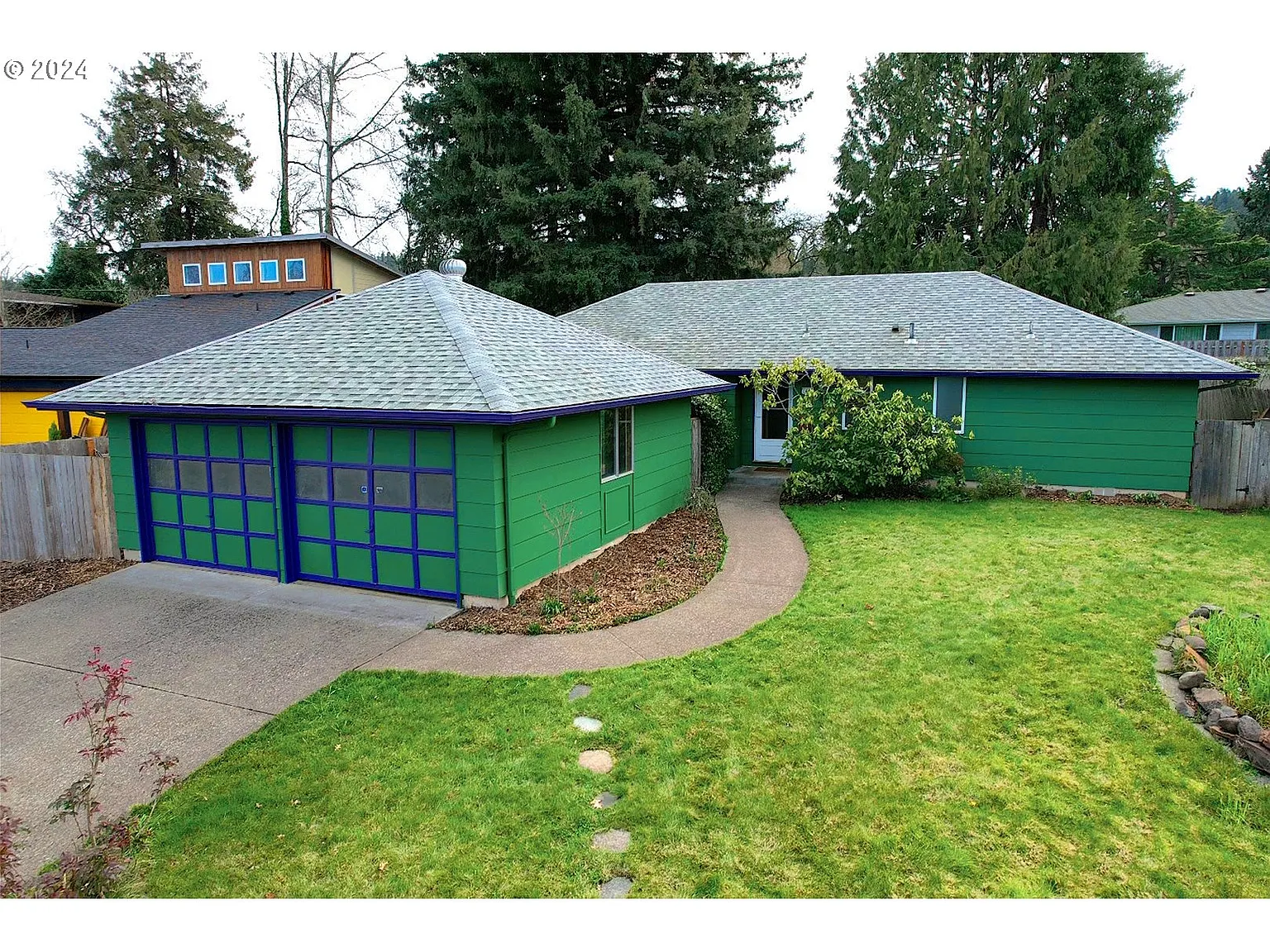 1440 W 26th Ave photo 1