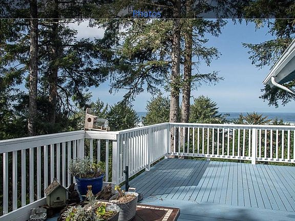 Oversized Deck with BBQ, Table, & Chairs