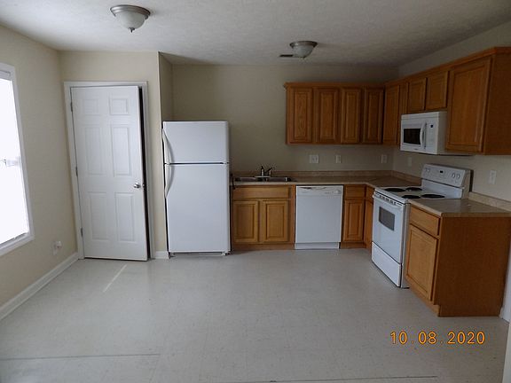 4th image of 100 Solid Rock Ct APT A