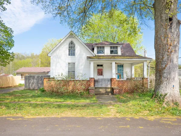 21 W 8th St, Manchester, OH 45144