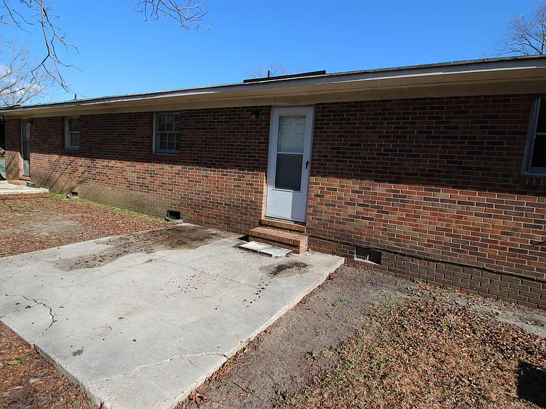 6454 Applecross Ave #C — Photo 14