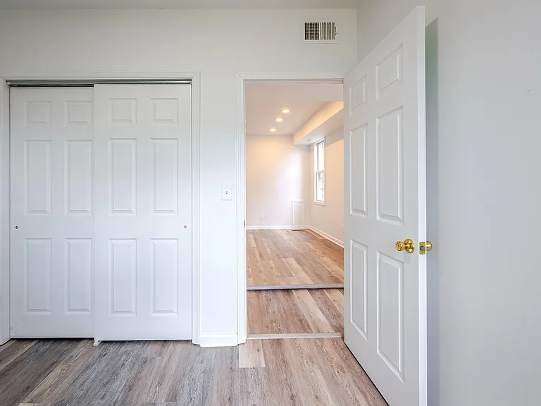 5347 Ames St NE — Photo 11