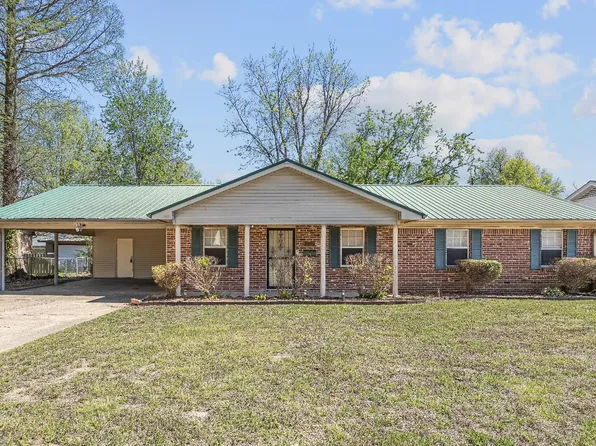 815 Lauderdale Rd, Blytheville, AR 72315