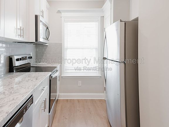 4th image of 4508 Chestnut Trl