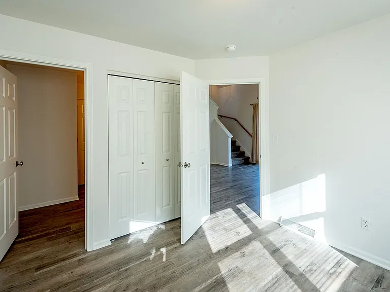 8679 Old Green Bay Rd — Photo 10