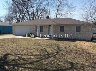 511 S Concordia Ave, Republic, MO 65738