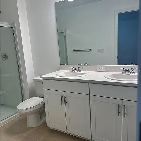 2358 Paravane Way — Photo 40