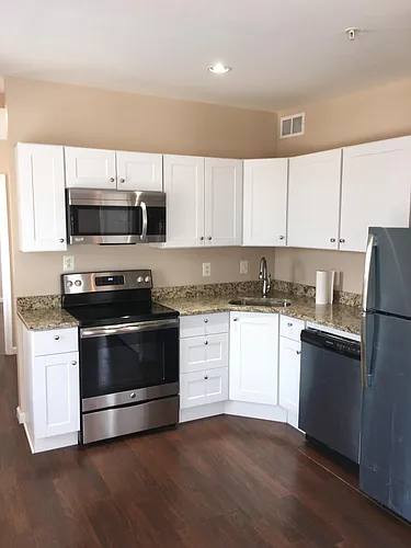 1387 H St NE #3 Photo 1