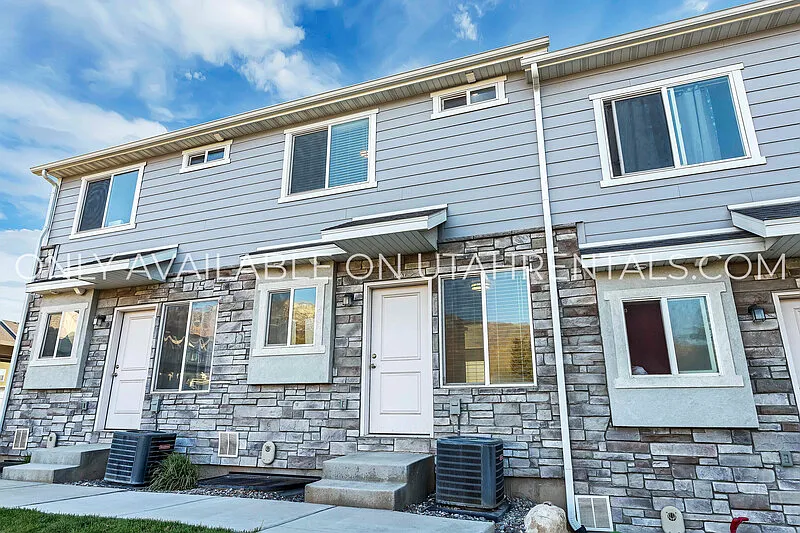 2 bed, 1.5 bath, 1572 sqft, $1,450 — Photo 4