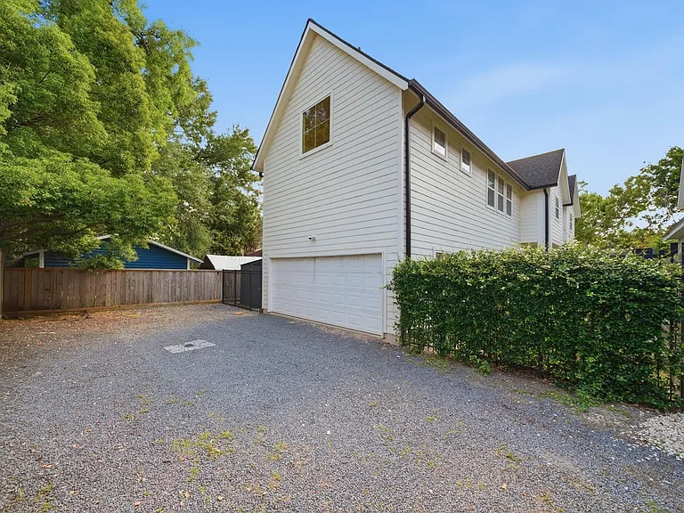 3118 Morrison St — Photo 35