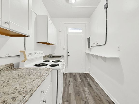 5th image of 333 E 100 S APT 3