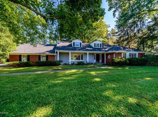 2003 Newmarket Dr, Northfield, KY 40222