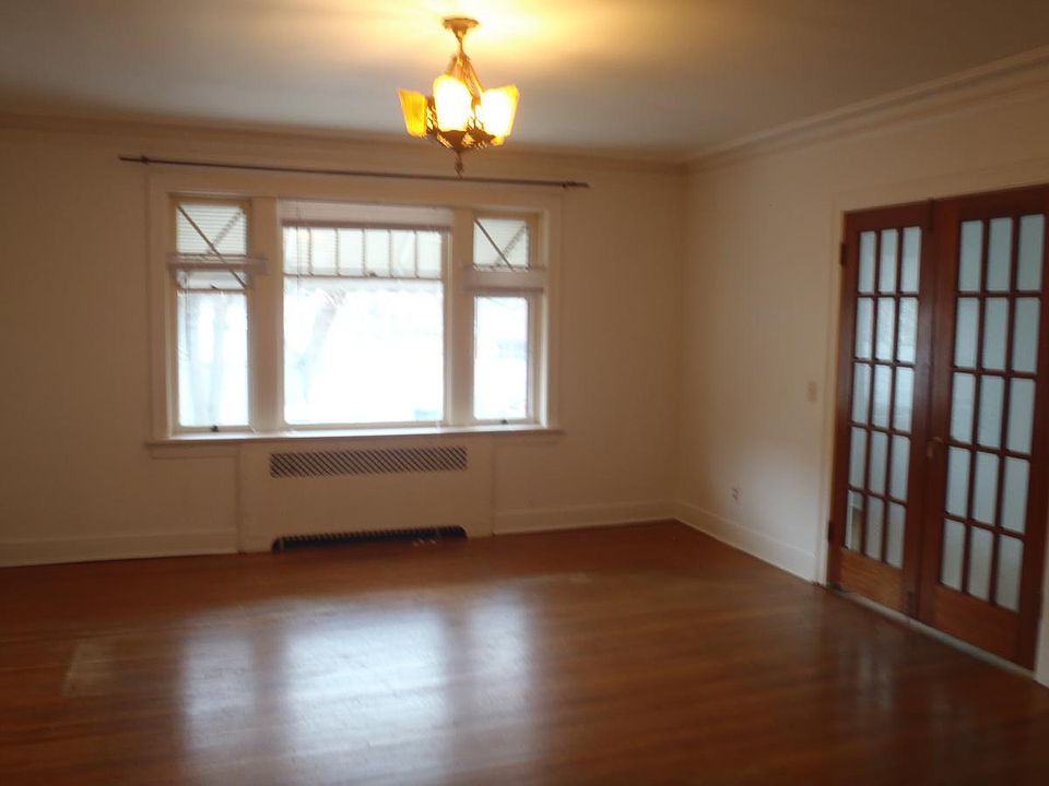 1st image of 421 Daly Ave APT 7