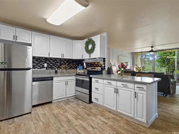 95-2044 Waikalani Pl APT C102, Mililani, HI 96789