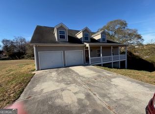 100 Grizzly Trl, Carrollton, GA 30117