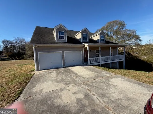 100 Grizzly Trl, Carrollton, GA 30117