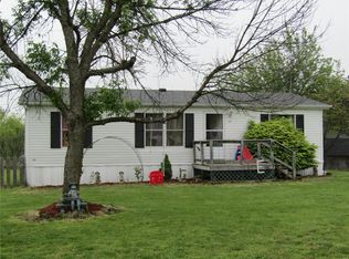 77 Lauren Ln, Winfield, MO 63389