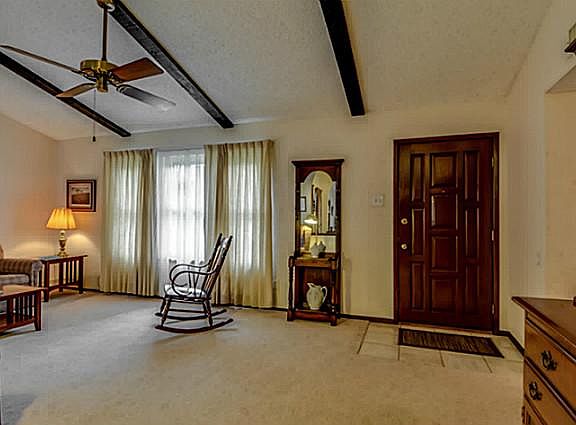 4th image of 3016 Monarch Ct