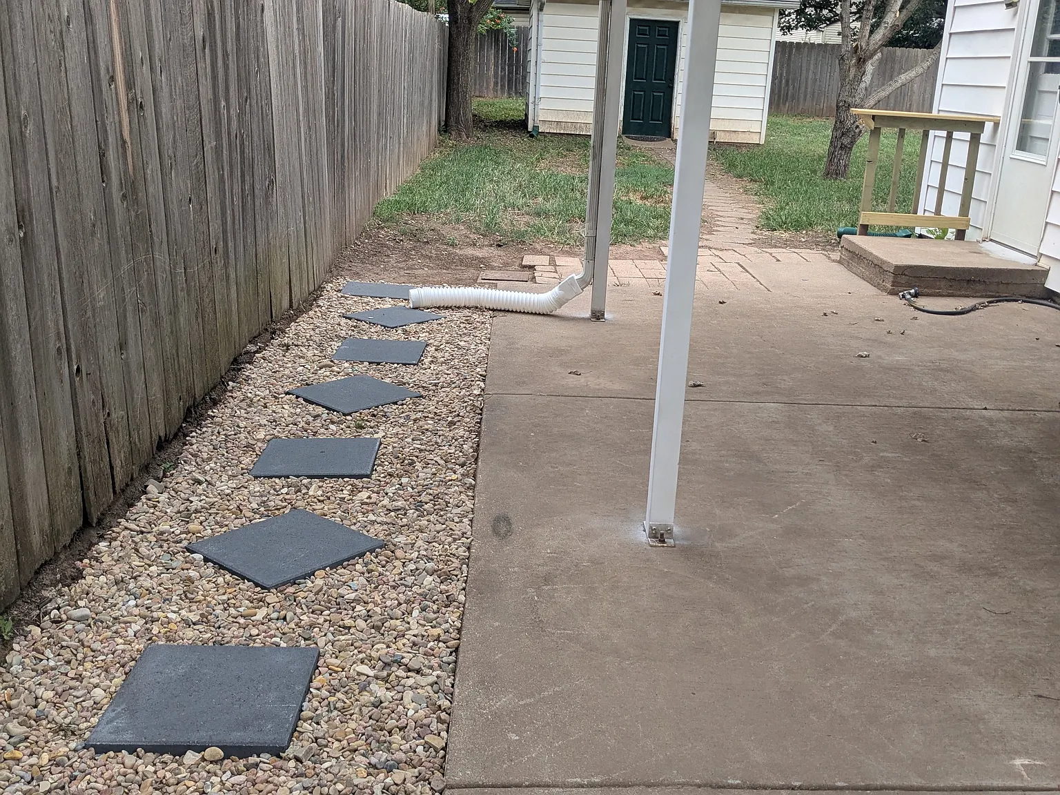 130 E Collier Street — Photo 2