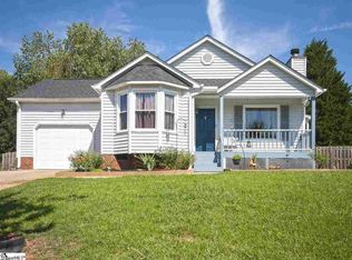 417 Timberview Ln, Simpsonville, SC 29681