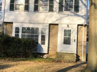 95 E 207th St, Euclid, OH 44123