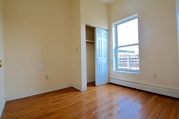 Rented by Hagstrom Management Inc | media 16