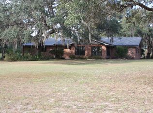 5598 W Cardinal St, Homosassa, FL 34446
