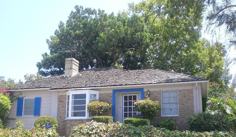 2nd image of 822 Arroyo Dr