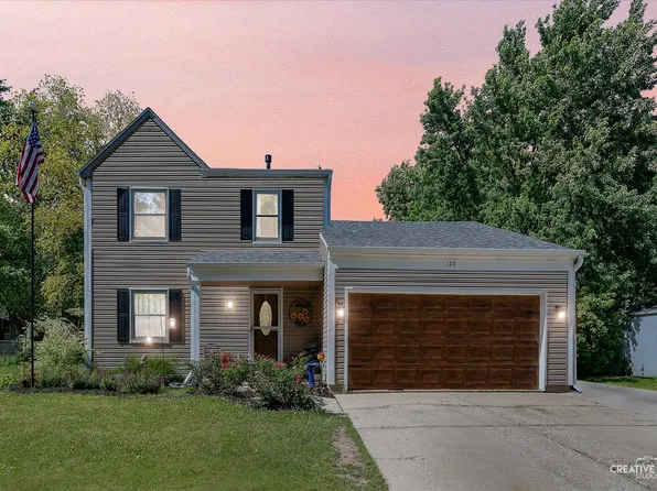 128 Joy St, Sugar Grove, IL 60554