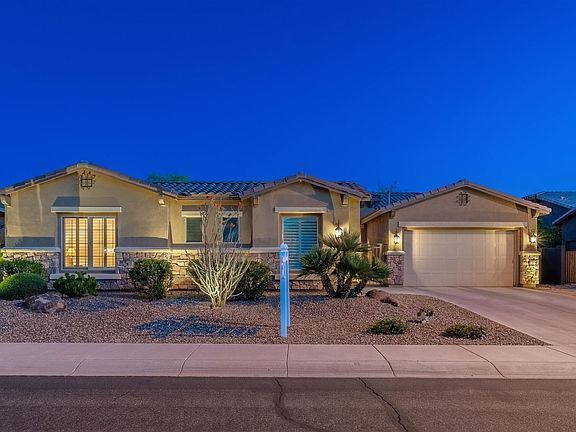 3rd image of 3941 E Birchwood Pl