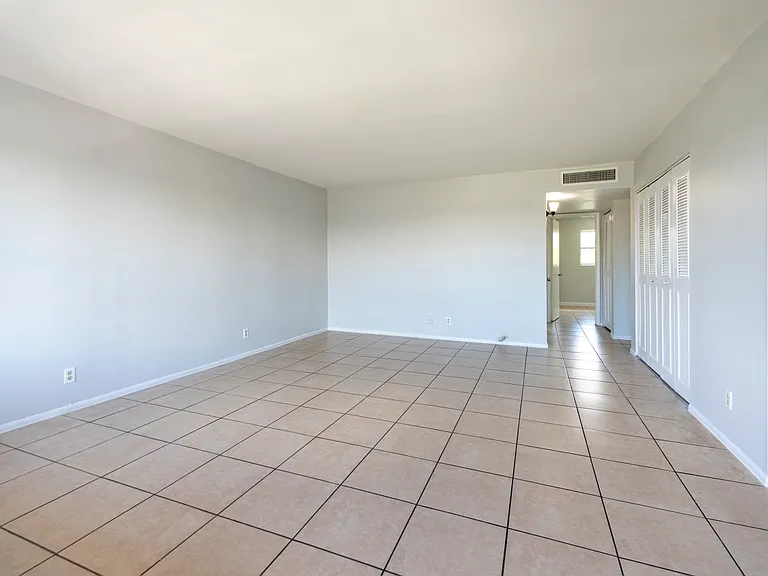 2123 Davie Blvd #245 — Photo 4