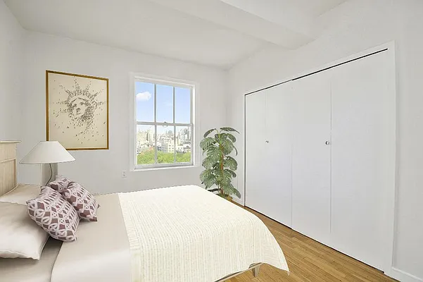 Rented by Corcoran | media 28