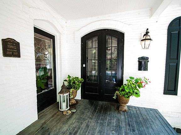 5th image of 1012 S College Ave
