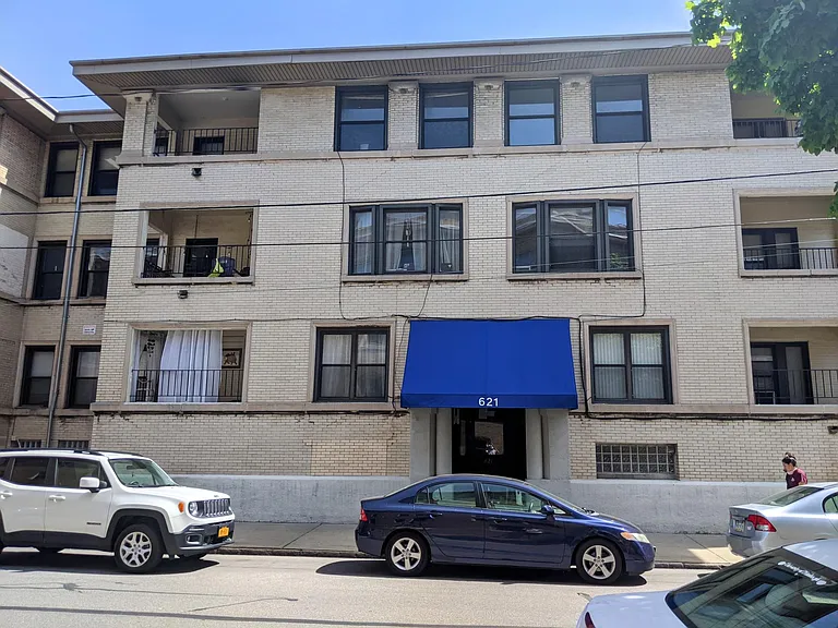 621 Maryland Ave #6 — Photo 8